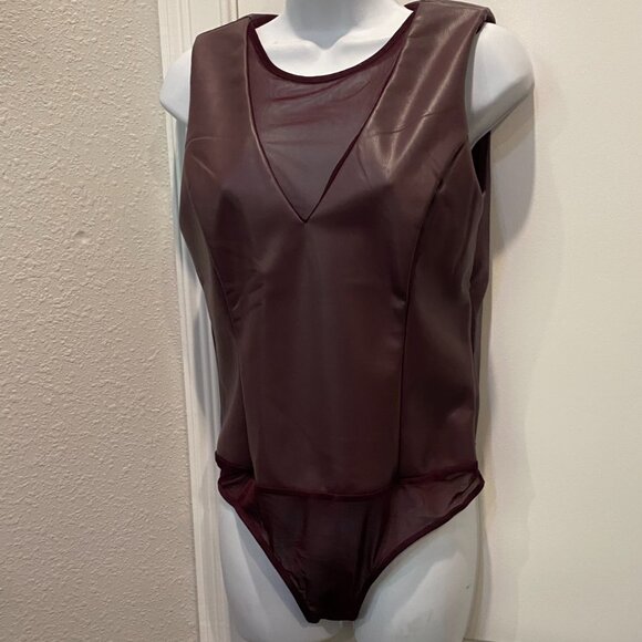 LULU'S EXCEPTIONALLY IMPRESSIVE BODYSUIT NWT MED - Picture 11 of 13